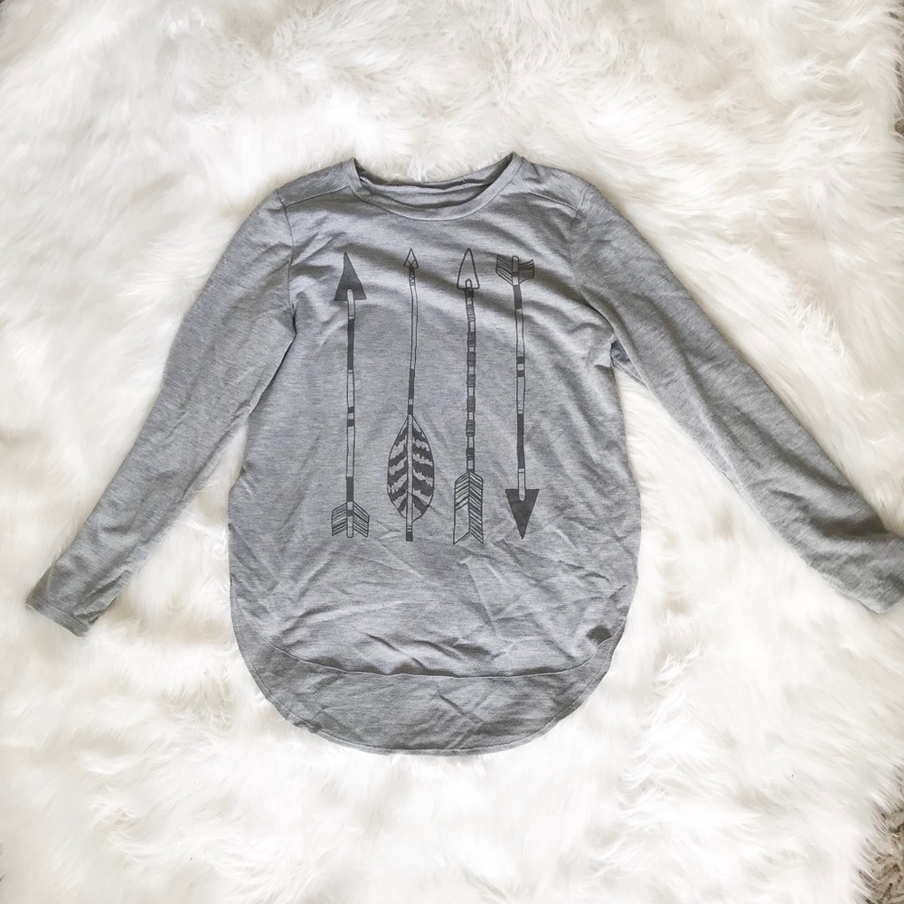 Graphic Arrow Long Sleeve Tee